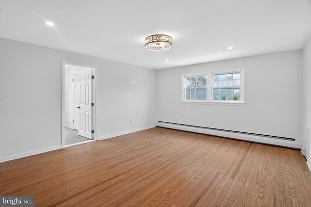 208 N MORGAN AVE, Havertown, PA 19083