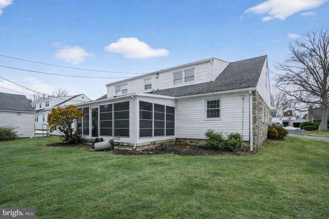 208 N MORGAN AVE, Havertown, PA 19083