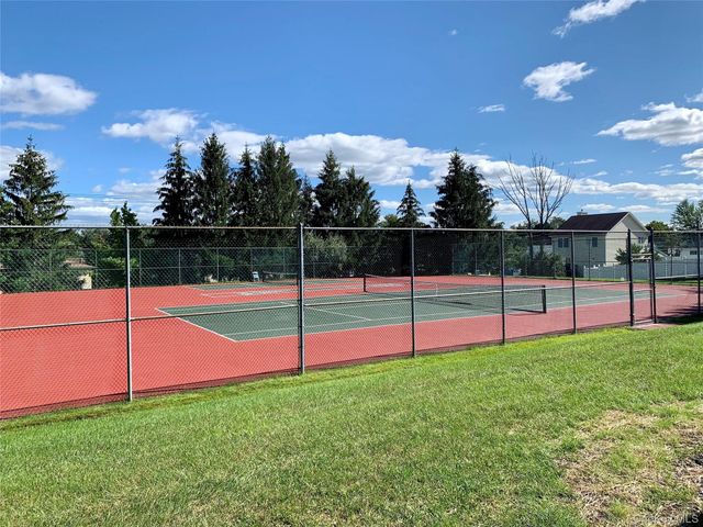 51 Deer Ct Drive, Middletown, NY 10940