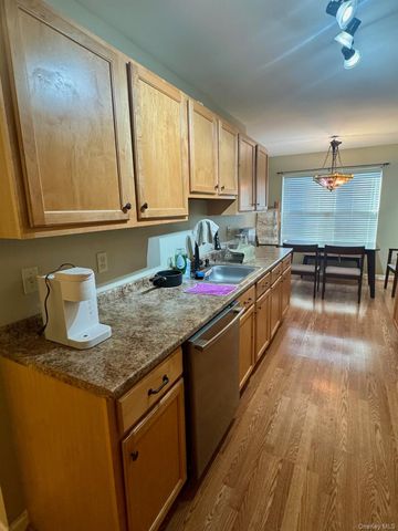 51 Deer Ct Drive, Middletown, NY 10940