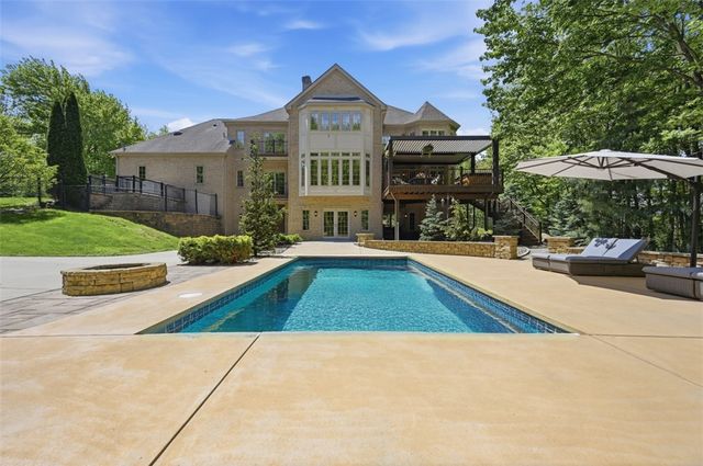 117 Windwood Heights Drive, Cranberry Twp, PA 16066