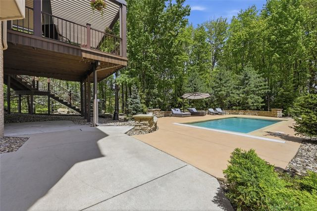 117 Windwood Heights Drive, Cranberry Twp, PA 16066