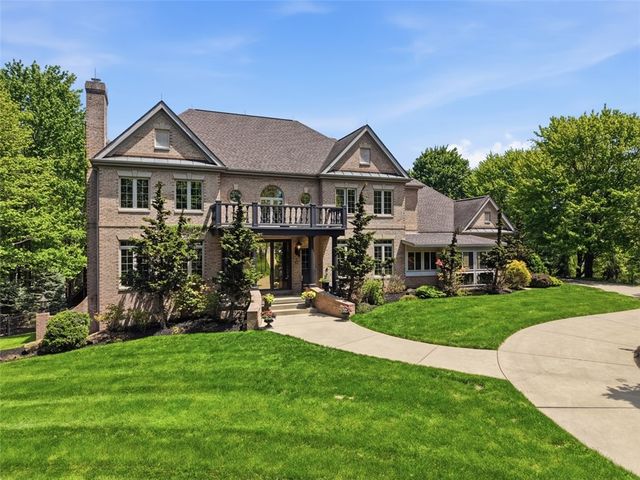 117 Windwood Heights Drive, Cranberry Twp, PA 16066