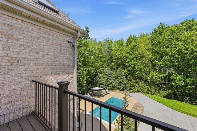 117 Windwood Heights Drive, Cranberry Twp, PA 16066
