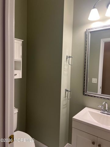33 Bunker Hill Drive, Allentown, NJ 08501