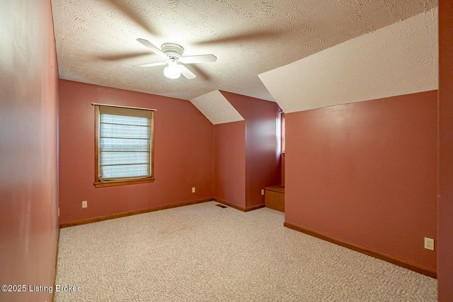48 Cherokee Dr, Shelbyville, KY 40065