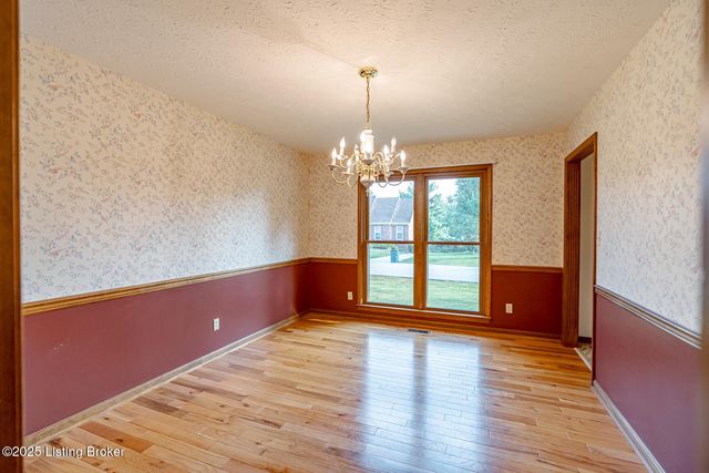 48 Cherokee Dr, Shelbyville, KY 40065