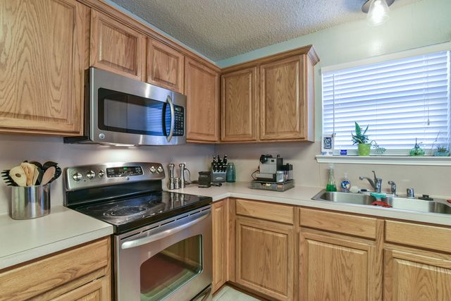 2314 Charleston Drive, Mansfield, TX 76063