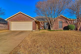 2314 Charleston Drive, Mansfield, TX 76063