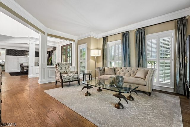 1 Buckeye Ln, Raritan Twp., NJ 08822