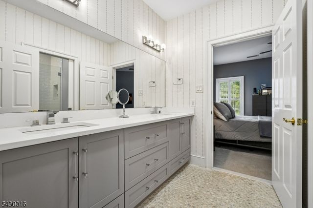 1 Buckeye Ln, Raritan Twp., NJ 08822