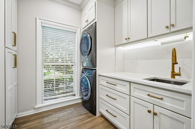 1 Buckeye Ln, Raritan Twp., NJ 08822