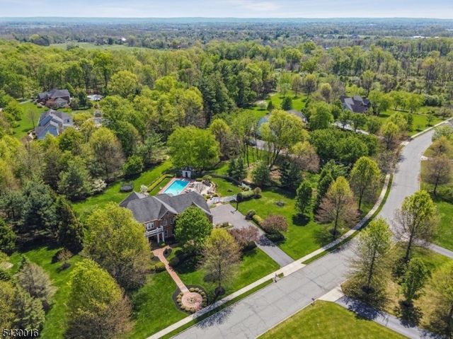 1 Buckeye Ln, Raritan Twp., NJ 08822