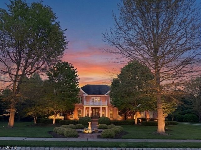 1 Buckeye Ln, Raritan Twp., NJ 08822