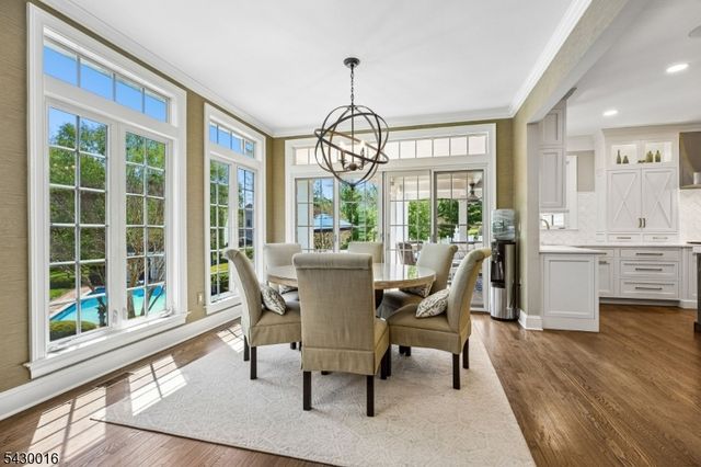 1 Buckeye Ln, Raritan Twp., NJ 08822