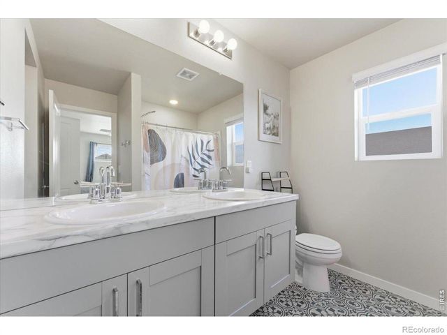 710 Oregon Trail 4, Ault, CO 80610