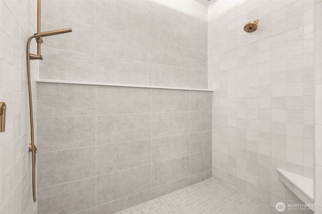 17905 28th Street E, Lake Tapps, WA 98391