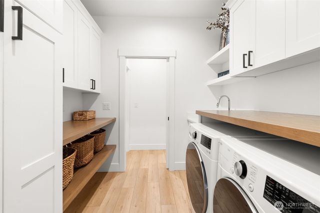 17905 28th Street E, Lake Tapps, WA 98391