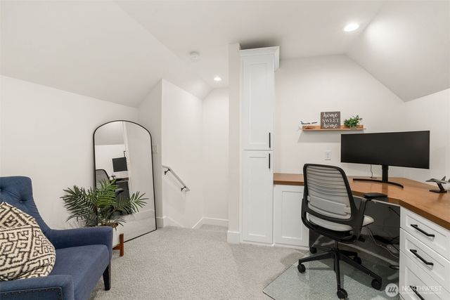 17905 28th Street E, Lake Tapps, WA 98391