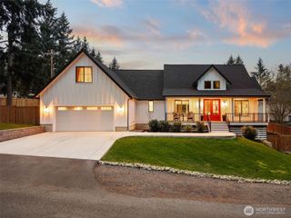 17905 28th Street E, Lake Tapps, WA 98391