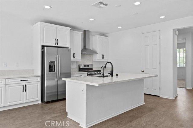 24085 Midvale Court, Corona, CA 92883