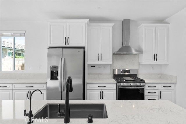 24085 Midvale Court, Corona, CA 92883