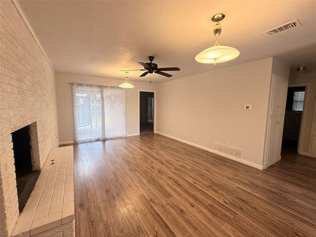 4 NW Ann Road NW, Mineral Wells, TX 76067
