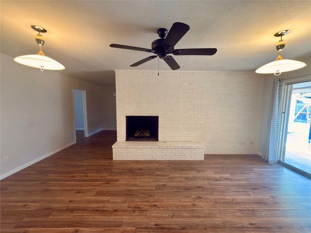 4 NW Ann Road NW, Mineral Wells, TX 76067