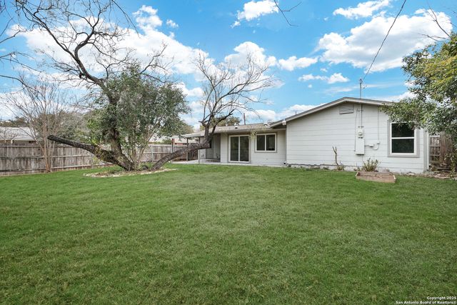 246 BAMBURGH DR, San Antonio, TX 78216