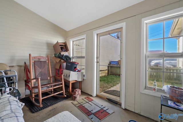 427 Cherry Street NW, Hartselle, AL 35640