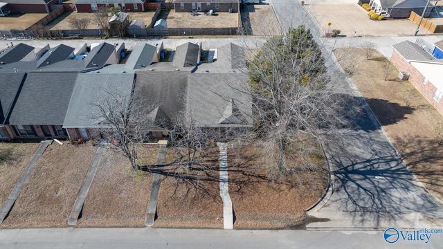 427 Cherry Street NW, Hartselle, AL 35640