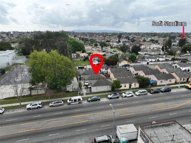 1930 W Manchester, Los Angeles, CA 90047