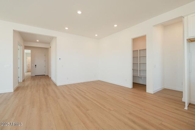 1910 E Empeltre Road, San Tan Valley, AZ 85140