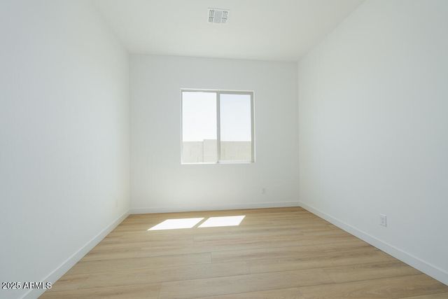 1910 E Empeltre Road, San Tan Valley, AZ 85140