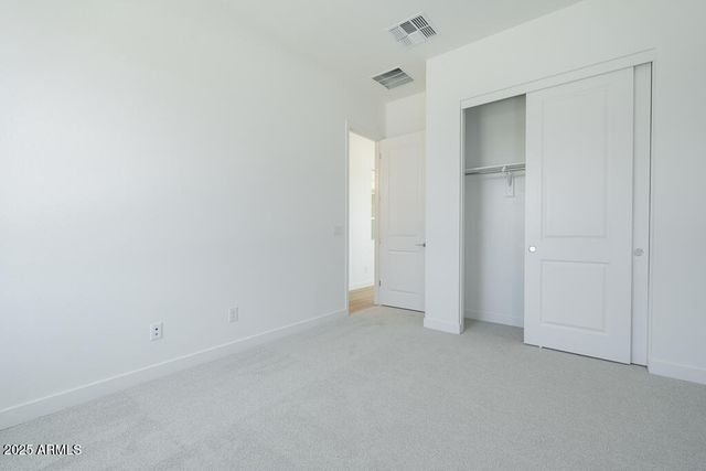 1910 E Empeltre Road, San Tan Valley, AZ 85140