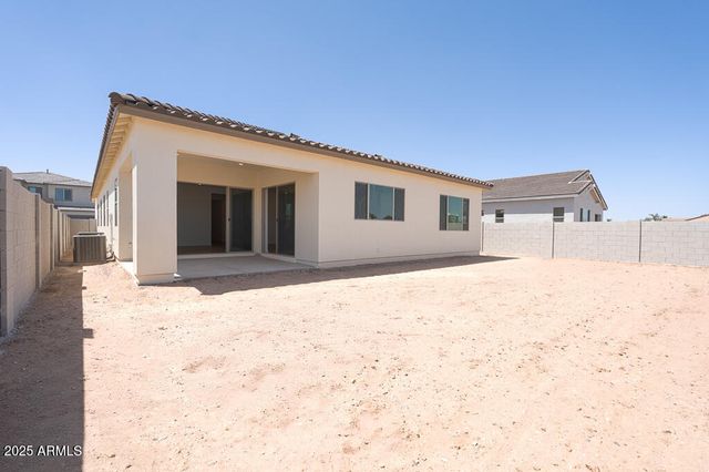 1910 E Empeltre Road, San Tan Valley, AZ 85140