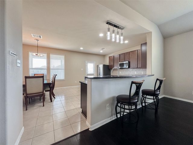 332 Country Crossing Circle, Magnolia, TX 77354