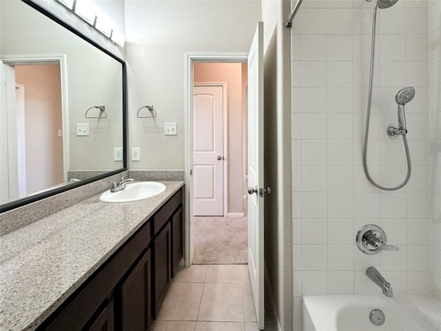 332 Country Crossing Circle, Magnolia, TX 77354