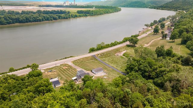 2633 St Rt 156, Rising Sun, IN 47040