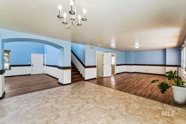 11761 Tidewater St, Caldwell, ID 83605