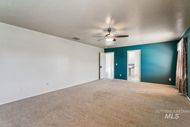 11761 Tidewater St, Caldwell, ID 83605