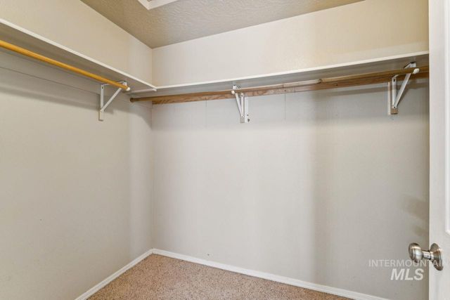 11761 Tidewater St, Caldwell, ID 83605