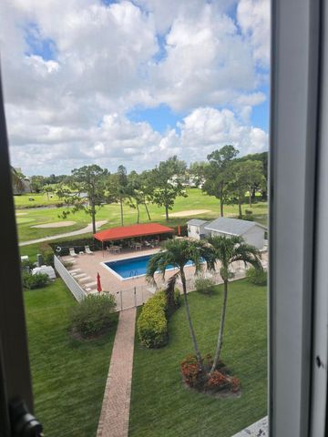6850 10th Avenue N 406, Greenacres, FL 33467