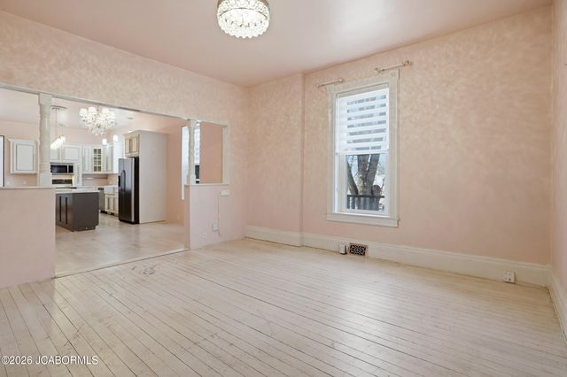 706 NELSON DRIVE, Jefferson City, MO 65101