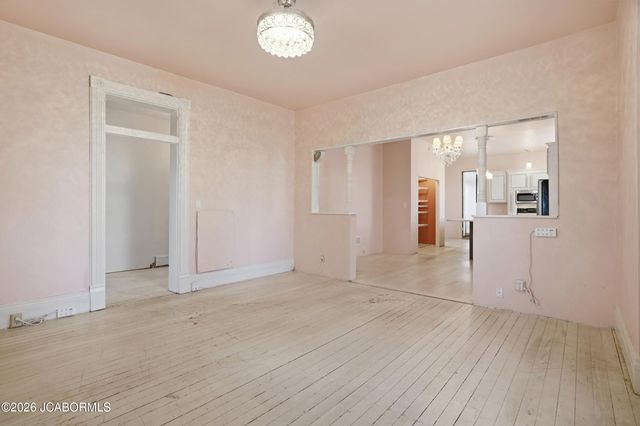 706 NELSON DRIVE, Jefferson City, MO 65101