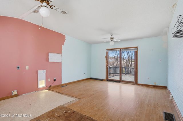 706 NELSON DRIVE, Jefferson City, MO 65101