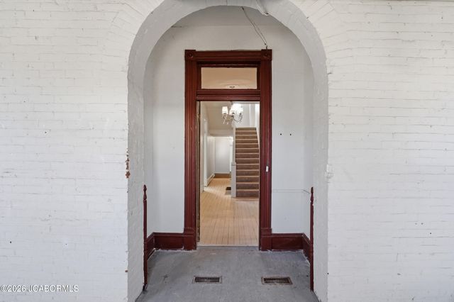 706 NELSON DRIVE, Jefferson City, MO 65101