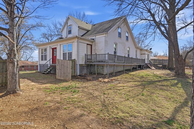 706 NELSON DRIVE, Jefferson City, MO 65101