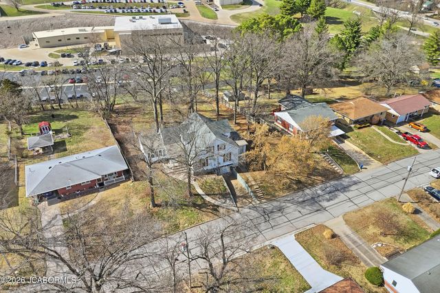 706 NELSON DRIVE, Jefferson City, MO 65101