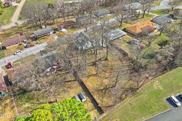 706 NELSON DRIVE, Jefferson City, MO 65101